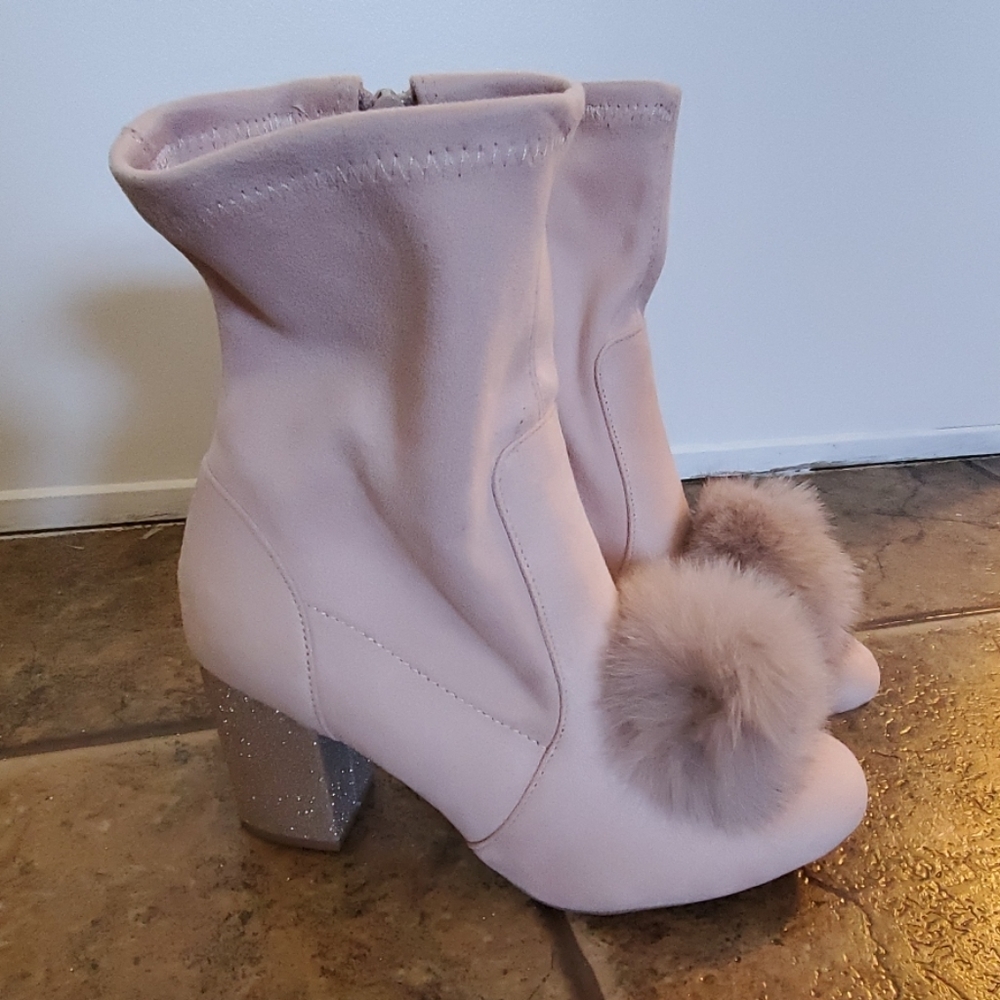 Pink glittery boots velvet